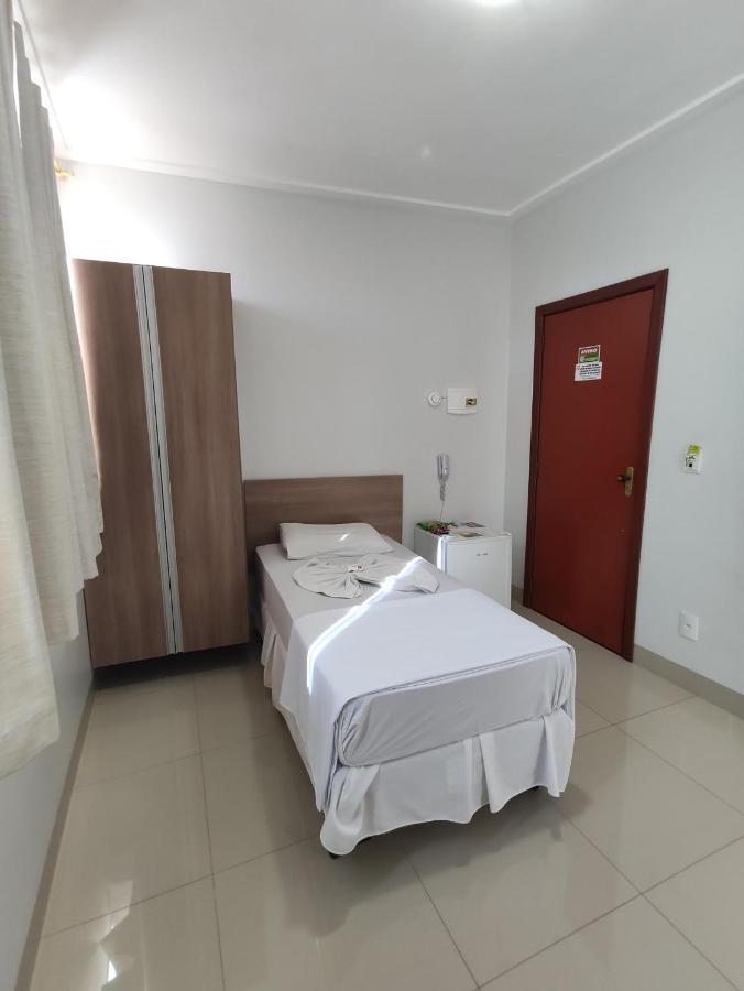 Cemarim Hotel Catalão Kültér fotó