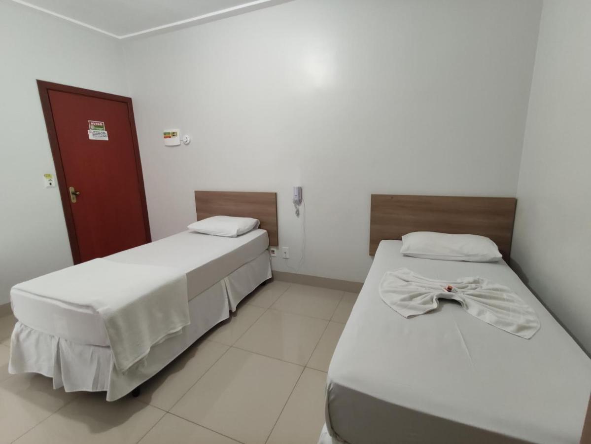 Cemarim Hotel Catalão Kültér fotó